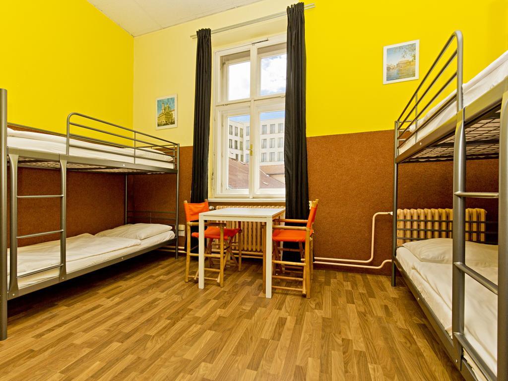 A Plus Hotel & Hostel Prag Exterior foto