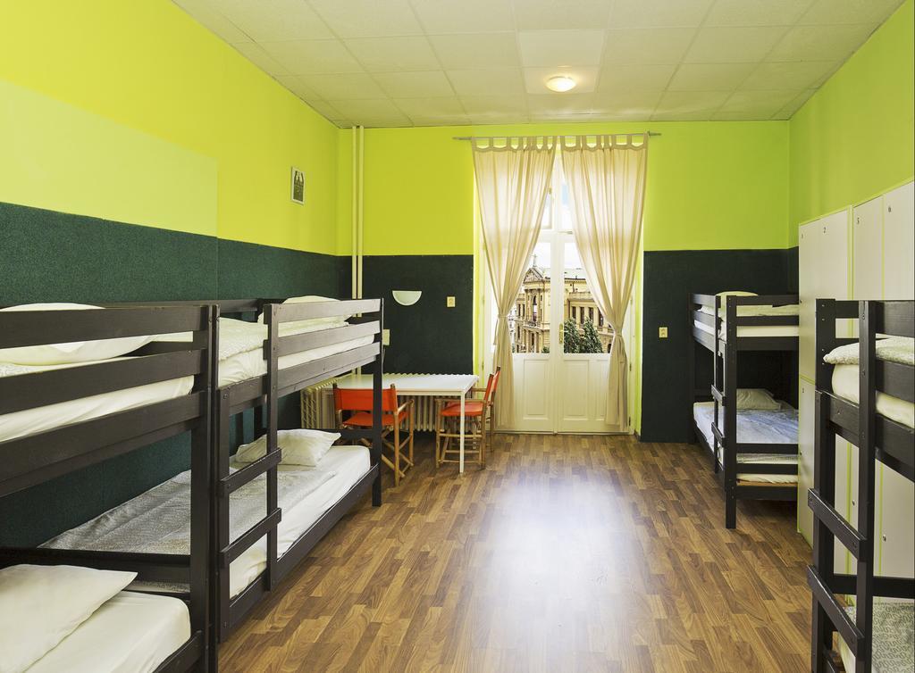 A Plus Hotel & Hostel Prag Exterior foto