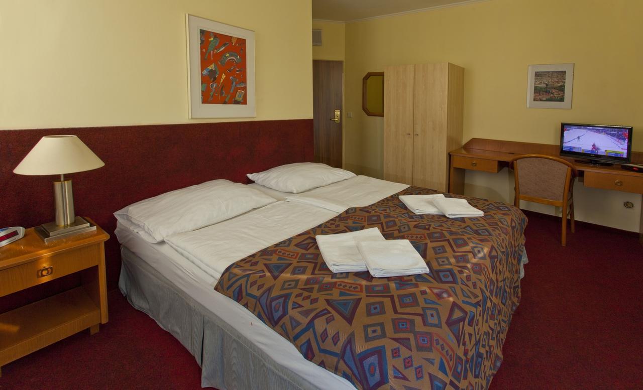 A Plus Hotel & Hostel Prag Exterior foto