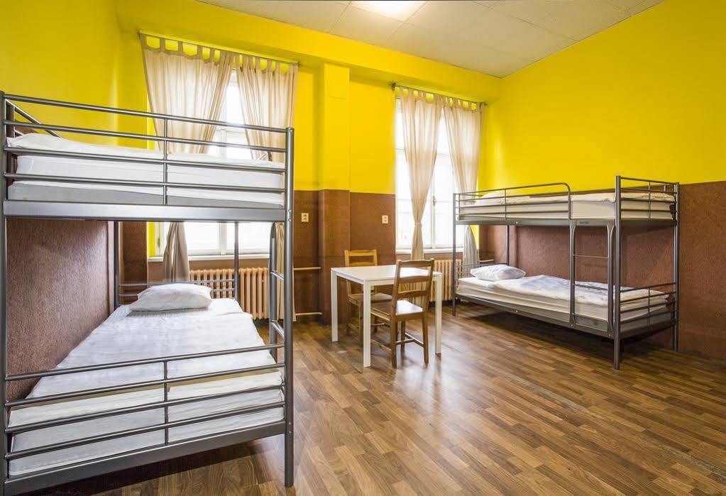 A Plus Hotel & Hostel Prag Exterior foto