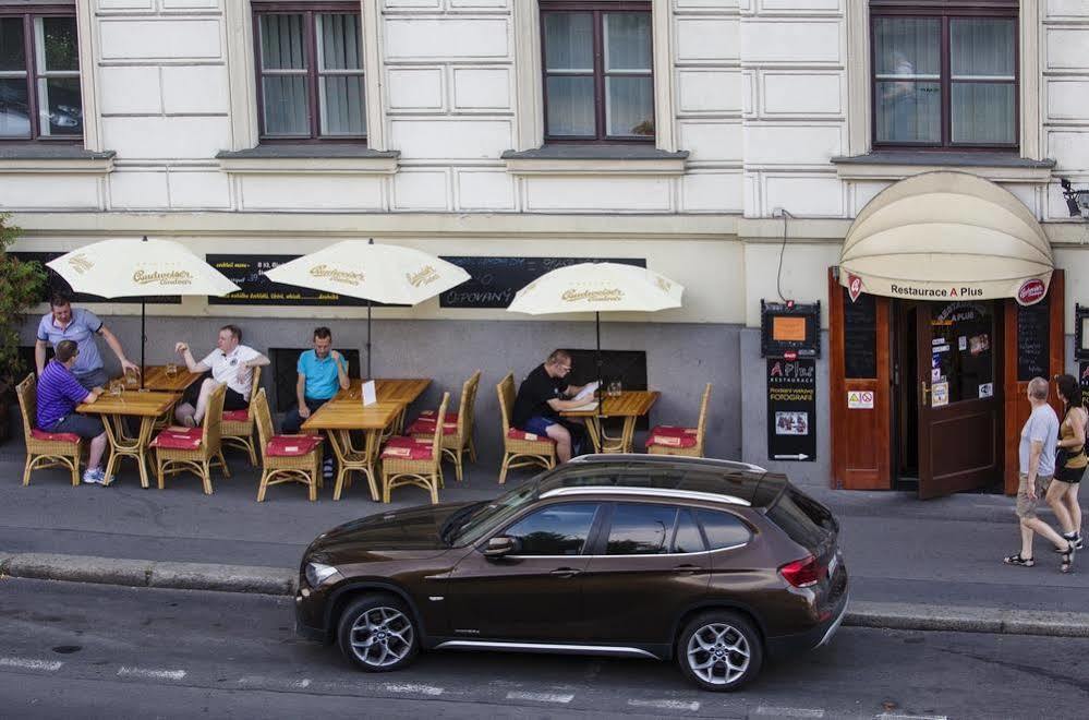 A Plus Hotel & Hostel Prag Exterior foto